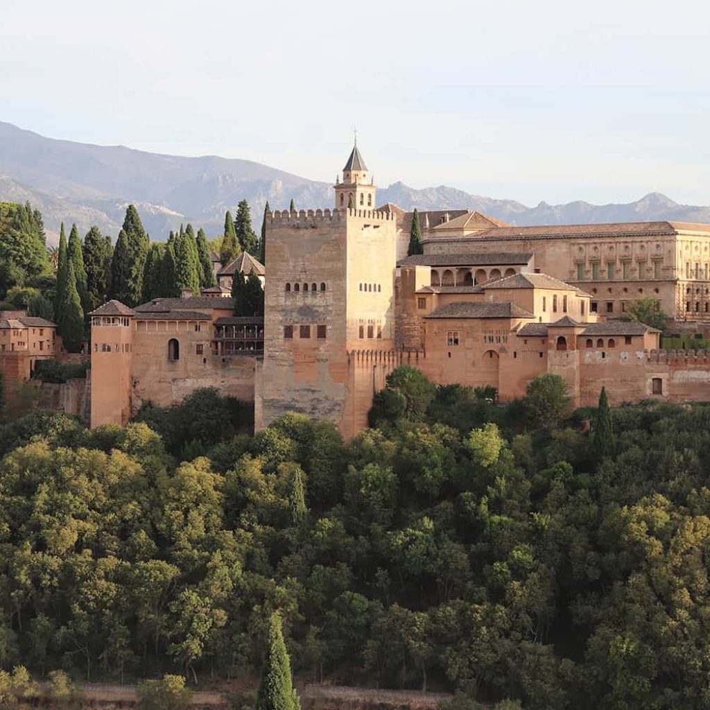 Home to the Majestic Alhambra